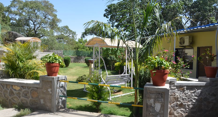 Shree Rajendra Hotel, Mount Abu 1